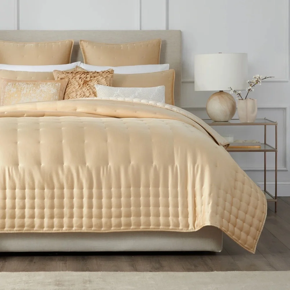 NWOT Donna Karan Home Hammered Silk Blend Quilt & Shams 5 Pc Set